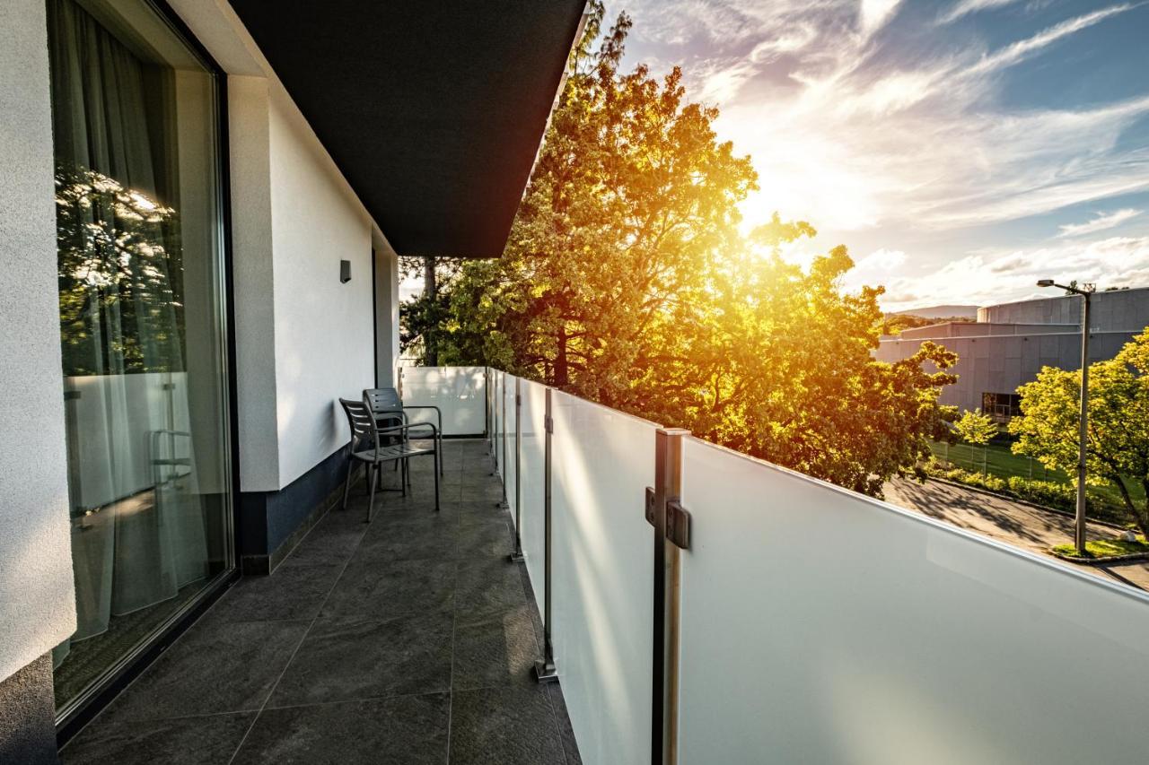 Lignum Hotel Miskolc Exterior foto